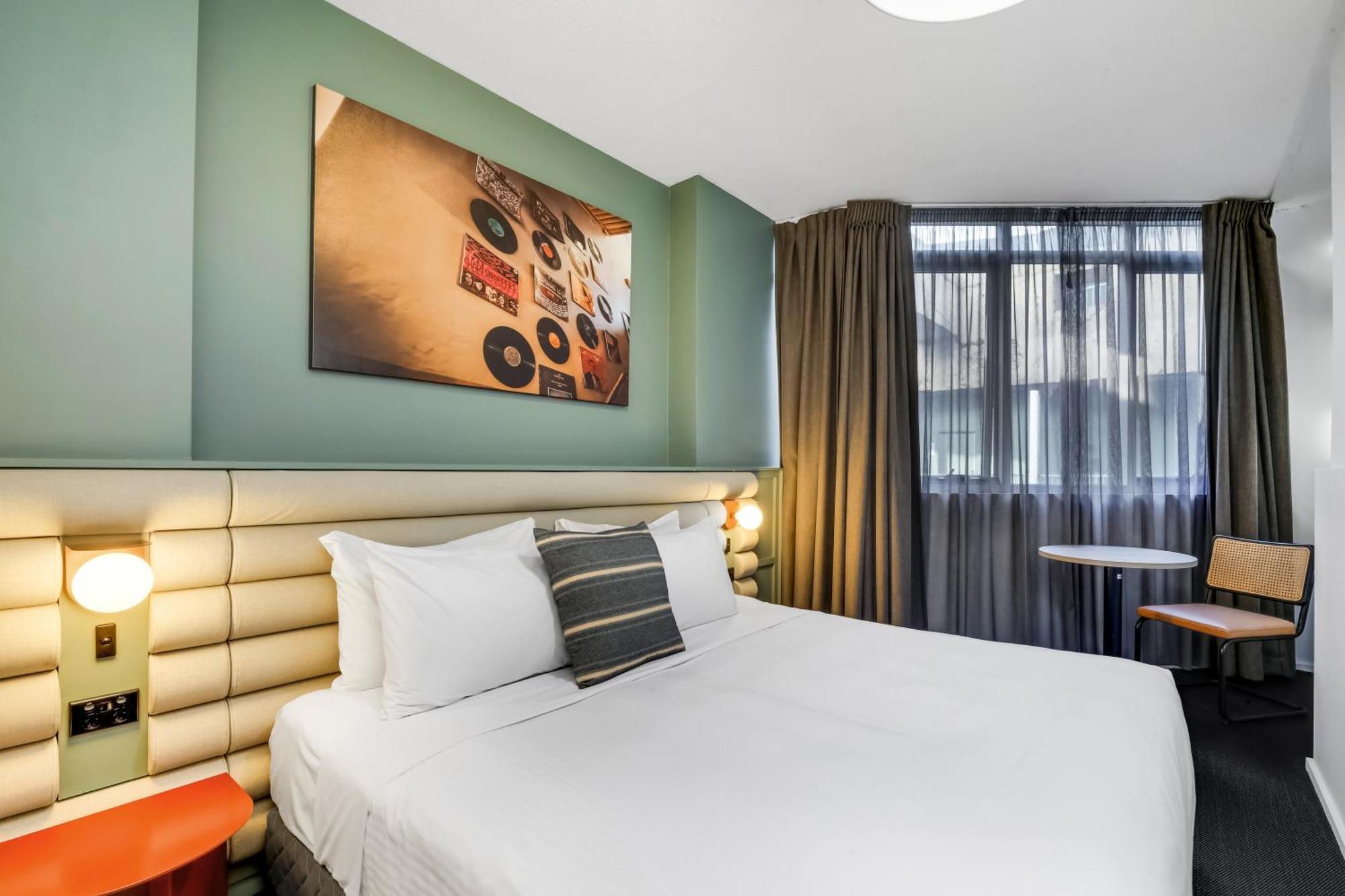 The Urban Newtown Hotel Сидни Екстериор снимка
